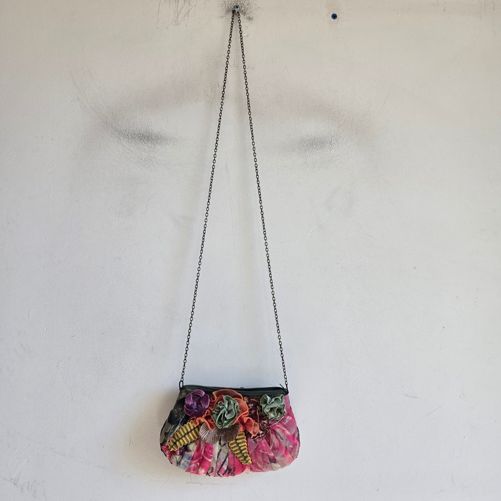 Vtg Mary Frances Small Floral Crossbody Bag Womens Pink Green 3D Flowers - Picture 2 of 7